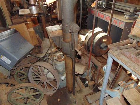 FLOOR MODEL DRILL PRESS - Ziemer Hilbrands Auctions