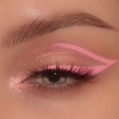 Cute Eye Makeup, Dope Makeup, Edgy Makeup, Makeup Eye Looks, Creative Makeup Looks, Eye Makeup ...