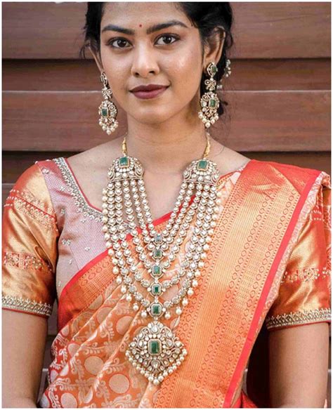 Layered polki emerald haram and earrings set photo | Indian jewellery design, Bridal jewellery ...
