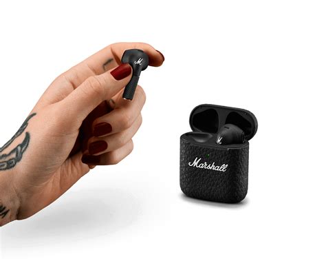 Minor III earbuds with charging case | Marshall