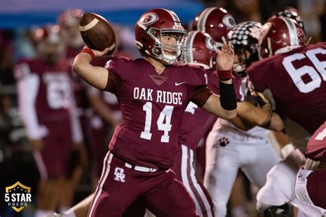 Oak Ridge football survives second-half rally by Powell; claims 2-seed for 5A playoffs - Five ...