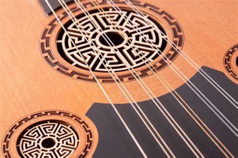 How to get old oud sound (with any oud) - Oud for Guitarists