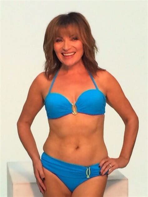 Lorraine Kelly shows off bikini body at 56 on Twitter with release of fitness DVD | Metro News