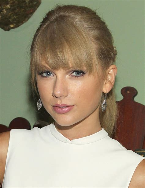 is taylor swift that good to win so many awards