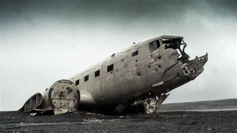 Free Images : old, airplane, plane, vehicle, aviation, broken, metal, crash, airliner, lost ...