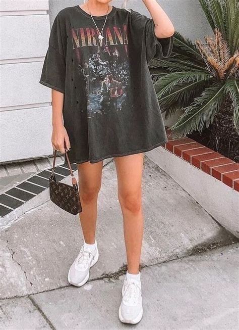 Outfit Aesthetic Grunge Summer ; Outfit Aesthetic Grunge | 1000 in 2020 | Aesthetic clothes ...