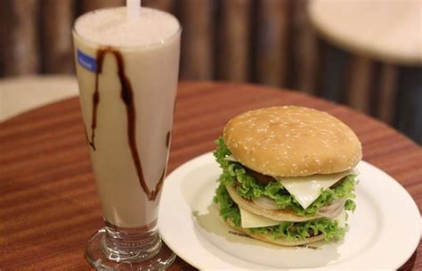 Check Out Burger Point For Cheap Grub | So Delhi