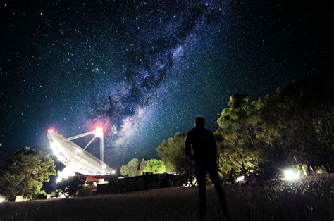 Milky Way over Parkes Observatory, NSW, Australia [OC] [3216×2136] /u/sandpitturtle : r ...