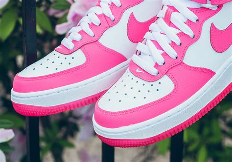 海外展開中★レディース★NIKE AIR FORCE 1 MID GS “HYPER PINK” 【ナイキ エアフォース1 ミッド GS】 – Sneaker Peace