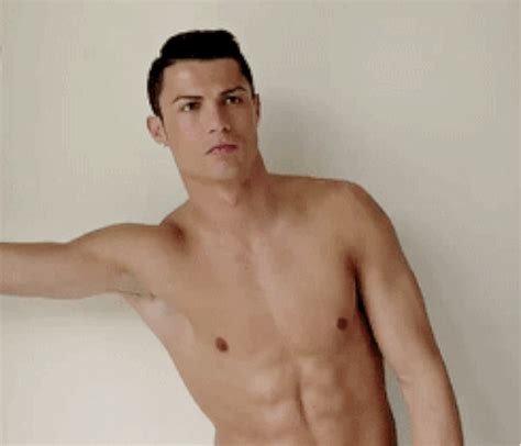 17 People Who Clearly Need To Get Their Eyes Checked - Cristiano Ronaldo is why you watch the ...