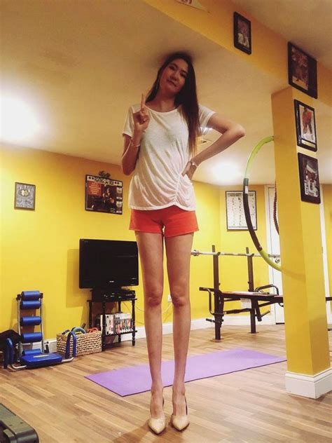 Meet the World's Tallest Fashion Model, Whose Legs are Taller Than an ...