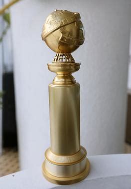File:Golden Globe Trophy.jpg - Wikipedia