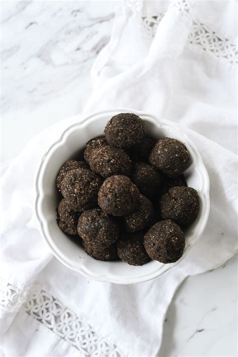 Oreo Balls Recipe (2 ingredient) | by Leigh Anne Wilkes