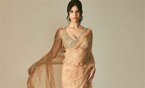 Suhana Khan Sizzles In Sequined sari; Shares Pic | Pragativadi | Odisha ...