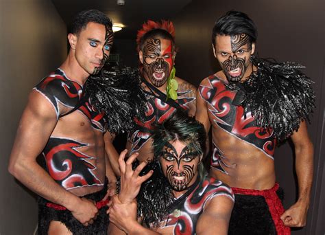 NEW ZEALAND MAORI CULTURE GROUP J GEEKS ARE BRINGING METRO BACK | Māori culture, Maori, Maori ...