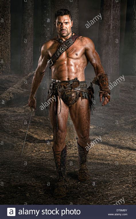 MANU BENNETT SPARTACUS: BLOOD AND SAND (2010 Stock Photo: 66530575 - Alamy