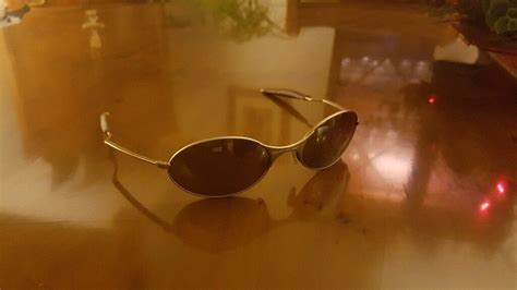 Genuine Oakley E Wire Sunglasses - 1st Generation (1996) - Gold Iridium - Absolute Bargain! | in ...