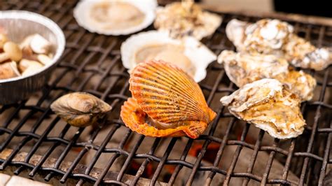 What's The Difference Between Oysters And Clams?