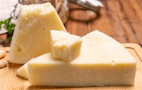 What Does Pecorino Cheese Taste Like? Does It Taste Good? | Americas Restaurant