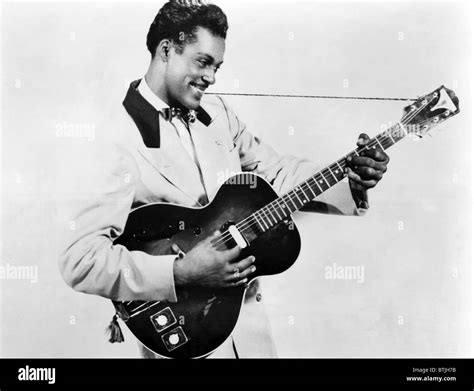 Chuck berry 1950s hi-res stock photography and images - Alamy