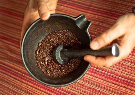 How to Grind Coffee Without a Grinder - Cafe Hormozi