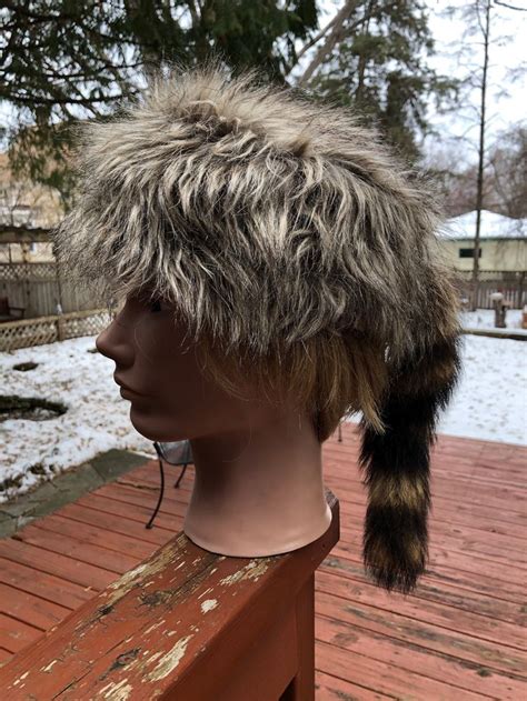 Daniel Boone Hat Faux Fur Raccoon Hat Coonskin Hat Size Large | Etsy ...