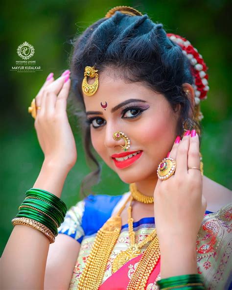 Bridal Hairstyle Indian Wedding, Bengali Bridal Makeup, Bridal Makeup Looks, Indian Bridal ...