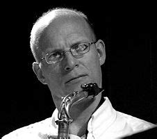 Michael Moore (saxophonist and clarinetist) - Wikipedia, the free encyclopedia