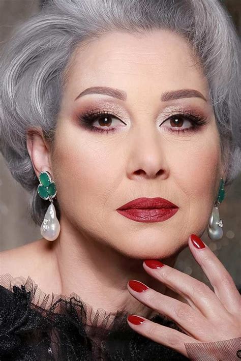 Tips On Makeup For Older Women With Inspirational Ideas | Makeup over 50, Makeup for over 60 ...