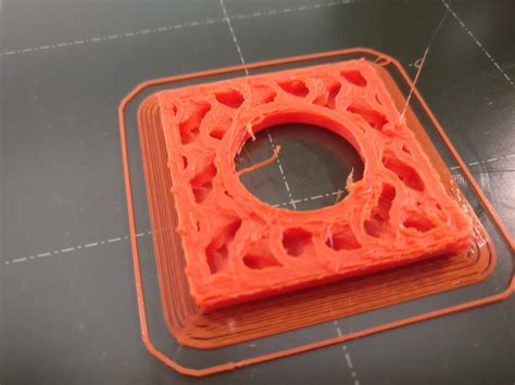 Mini+ starts doing wierd stuff while printing – Assembly and first ...