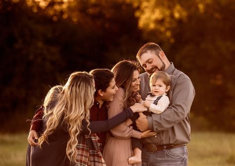 6 Color Palettes for Fall Family Photos | Magnolia Family Photographer