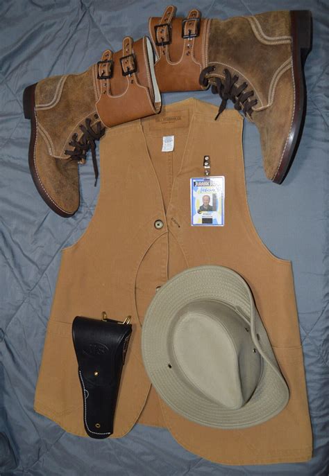 Jurassic Park Robert Muldoon Costume Hat Vest Boots I… - Gem