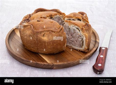 Traditional Melton Mowbray pork pie Stock Photo - Alamy