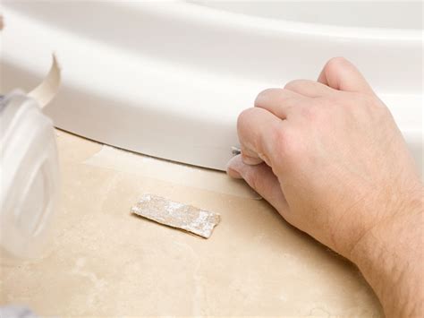 Ultimate Fiberglass Tub Repair Guide | Plumb-Tech