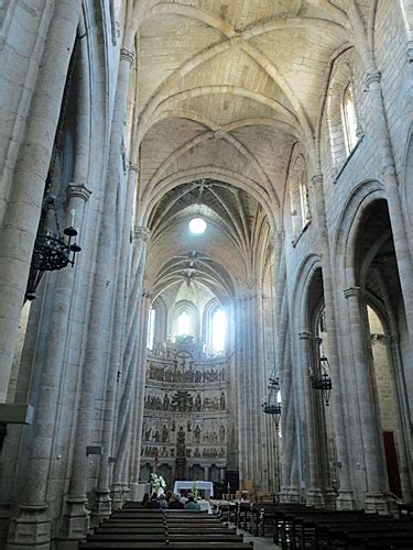 Guarda Cathedral - Portugal Visitor Guide