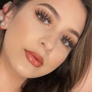 Alexandria ASMR - Age, Family, Bio | Famous Birthdays