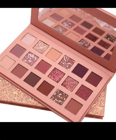 Huda Beauty Nude Eyeshadow Palette Multicolour - Wsooq