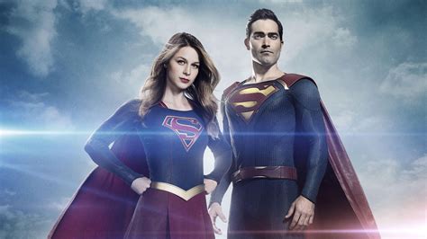 Supergirl & Superman: 4K Ultra HD Wallpaper Tribute