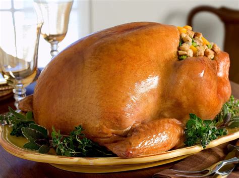 How To Carve Butterball Turkey For Thanksgiving - Recipes.net