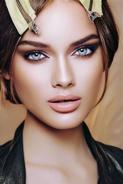 Beautiful Eyes, Beautiful Women, Powder Makeup, Driftwood Art, Woman Face, Fashion Beauty, Nose ...