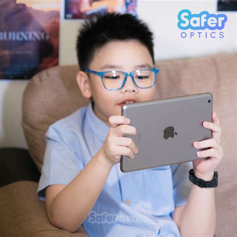 Kids' Anti Blue Light Glasses Benefits– SaferOptics