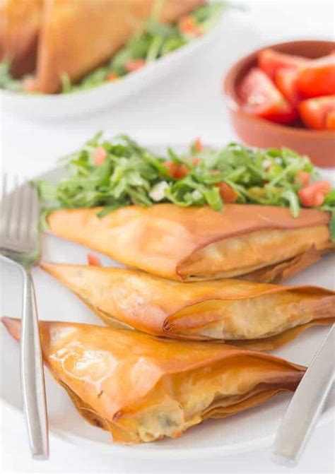 21 Delicious Samosa Filling Ideas (WITH Recipes AND Pictures!) - Fatima Cooks