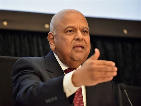 Pravin Gordhan to meet unions in bid to resolve SAA impasse