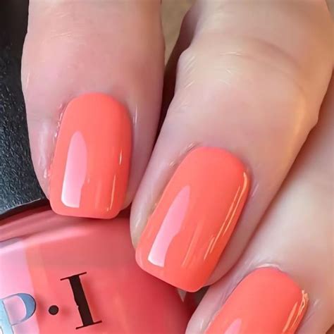 Bright Creamy Coral Nail Polish for Summer | OPI Color: Flex On The Beach