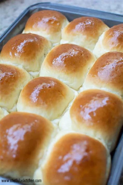 Best Easy Dinner Rolls Recipe: Homemade Delight 2024