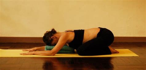 Pregnancy Yoga: Third Trimester Poses | Yoga with Mel Campbell