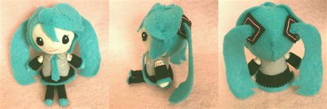 Hatsune Miku Plushie by ha-nata on DeviantArt