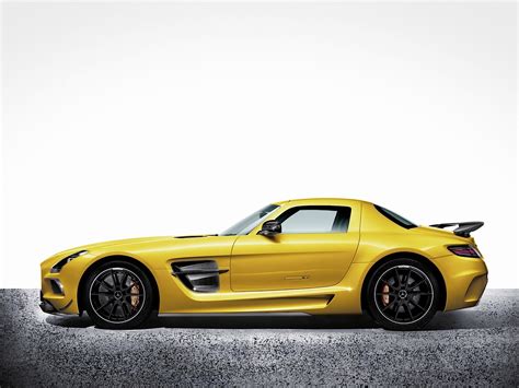 SLS AMG Black Series Track Tested by Cars Guide - autoevolution