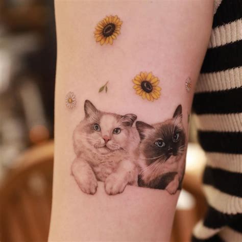 Share more than 85 fluffy cat tattoo super hot - in.coedo.com.vn