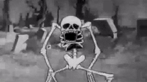 Halloween Skeleton GIF by bjorn - Find & Share on GIPHY